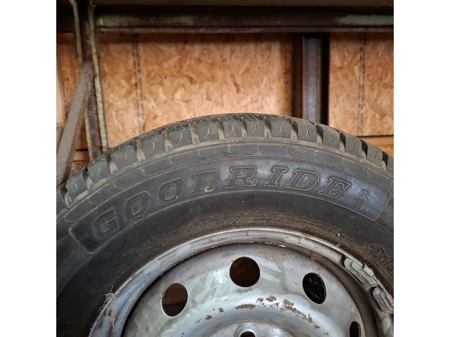 4x all-season band op velg goodride, sw 612, 215/70r15c - afbeelding 3 van  9