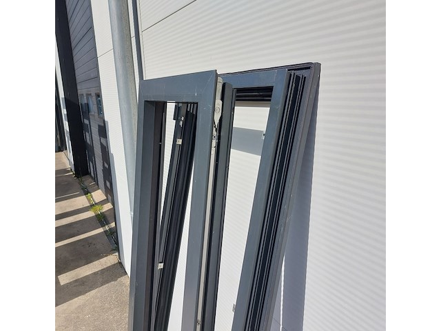4x aluminium kozijn met kiepraam, zwartgrijs (mat) - afbeelding 3 van  13
