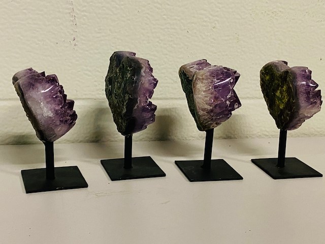 4x amethist hart op metalen standaard - afbeelding 5 van  6