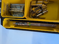 4x assortimentskoffer met ijzerwaren o.a. dewalt - afbeelding 19 van  20