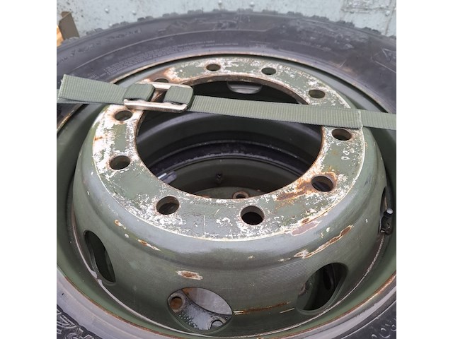 4x autoband op velg en 4x vrachtwagenband op vleg, o.a goodyear - afbeelding 3 van  17