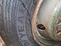 4x autoband op velg en 4x vrachtwagenband op vleg, o.a goodyear - afbeelding 7 van  17