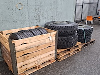 4x autoband op velg en 4x vrachtwagenband op vleg, o.a goodyear - afbeelding 10 van  17