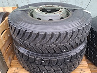 4x autoband op velg en 4x vrachtwagenband op vleg, o.a goodyear - afbeelding 16 van  17