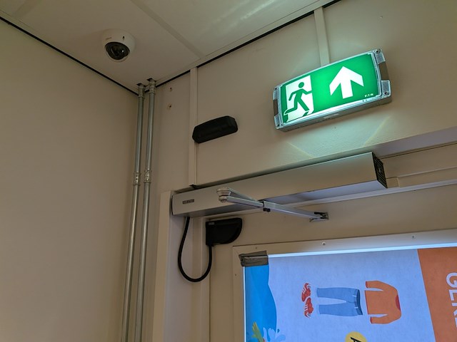 4x automatische deuropener met drukschakelaar - afbeelding 6 van  9