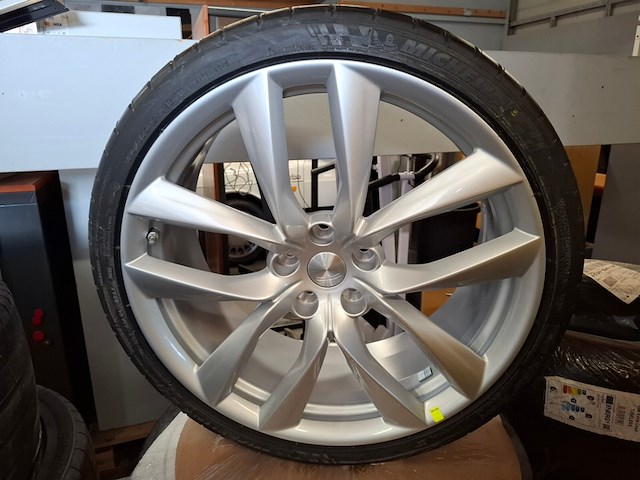 4x band met velg michelin, pilot super sport - afbeelding 2 van  5