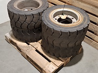 4x band met velg (t.b.v. ravo veegmachine), 28x12.5-15 (355/45-15) - afbeelding 5 van  12