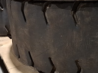 4x band met velg (t.b.v. ravo veegmachine), 28x12.5-15 (355/45-15) - afbeelding 8 van  12