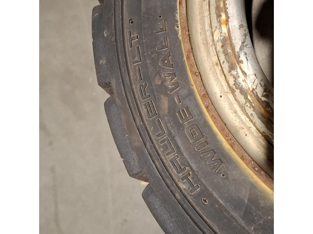 4x band met velg (t.b.v. ravo veegmachine), 28x12.5-15 (355/45-15) - afbeelding 9 van  12