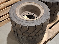 4x band met velg (t.b.v. ravo veegmachine), 28x12.5-15 (355/45-15) - afbeelding 12 van  12