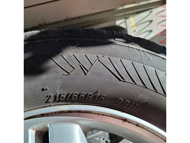 4x band op velg meteor, winter - afbeelding 3 van  9
