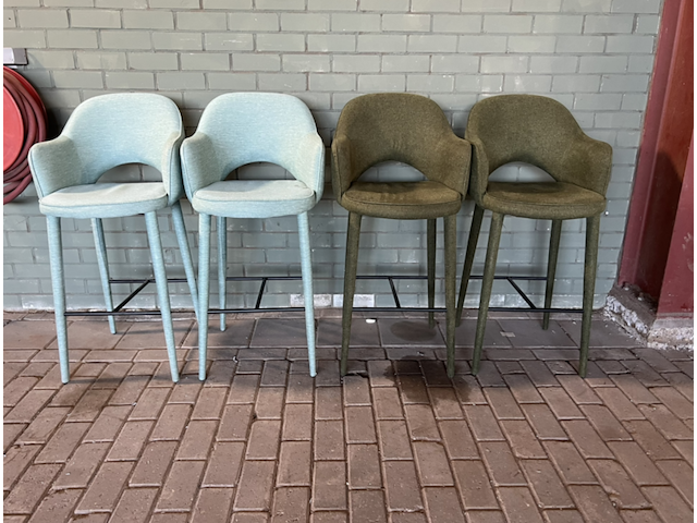 4x barkrukken , polspotten, cosy fabric - afbeelding 1 van  5