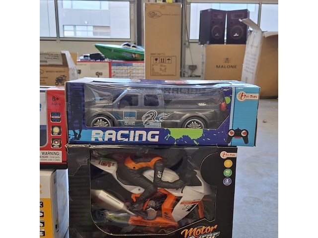 4x bestuurbare rc voertuigen, o.a. global - afbeelding 3 van  7