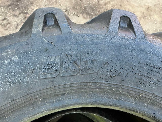4x bkt implement-as504 15.0/55 r17 band, wiel en velg - afbeelding 2 van  12