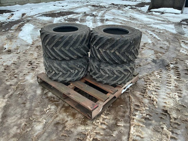 4x bkt tr-315 26x12.00 r12 banden - afbeelding 4 van  10