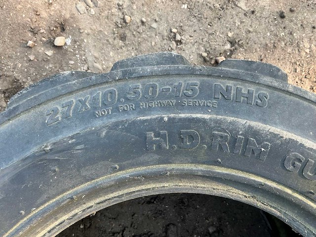 4x bkt wilde wall 27x10.50 r15 band, wiel en velg - afbeelding 1 van  6