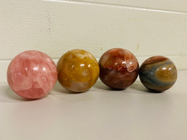 4x bollen diverse soorten - afbeelding 1 van  5