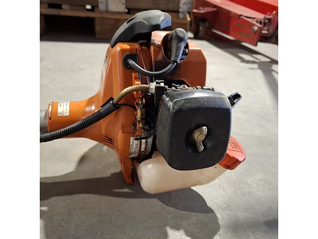 4x bosmaaier, kawasaki, echo en jonserend - afbeelding 6 van  37