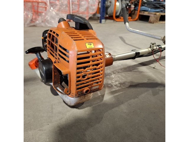 4x bosmaaier, kawasaki, echo en jonserend - afbeelding 7 van  37