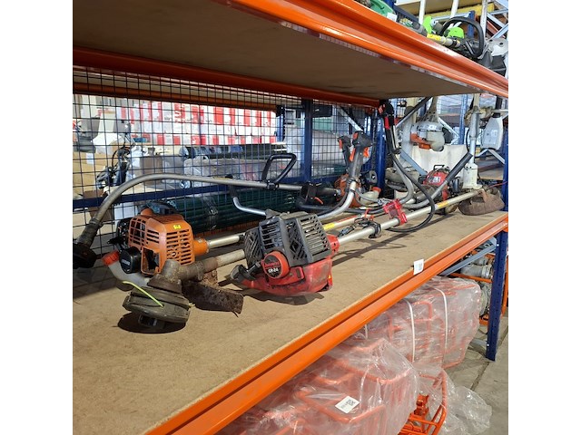 4x bosmaaier, kawasaki, echo en jonserend - afbeelding 1 van  37