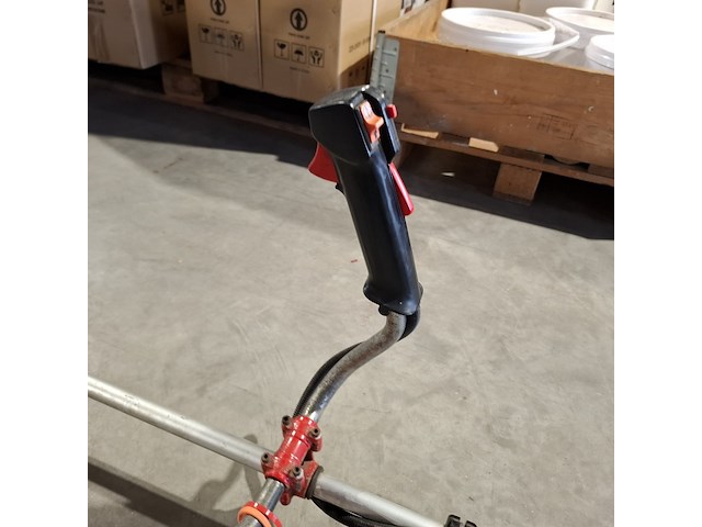 4x bosmaaier, kawasaki, echo en jonserend - afbeelding 28 van  37