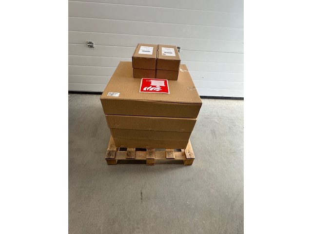 4x brandslanghaspel chubb, euro-m2 - afbeelding 1 van  5