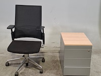 4x bureaustoel en 2x ladeblok, o.a. ahrend - afbeelding 1 van  12