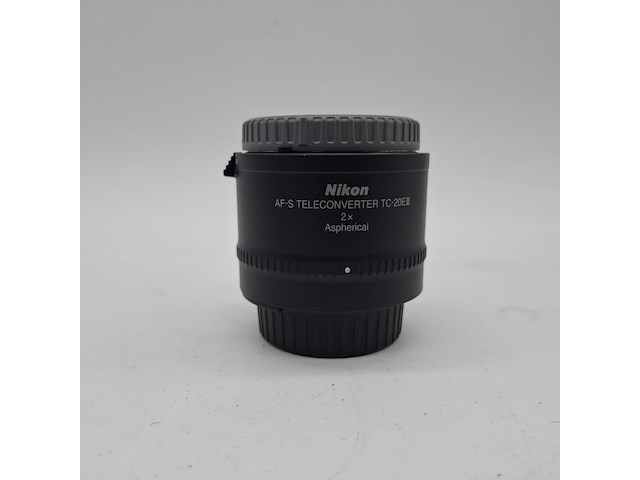 4x camera lens, nikon, o.a. af-s micro nikkor 105mm 1:2.8 g ed vr - afbeelding 2 van  13