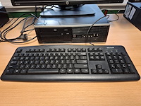 4x computer met beeldscherm en toetsenbord hp, hp pro 6300 sff i5 en hp 6300 sff, bouwjaar 2013 en 2016 - afbeelding 2 van  13