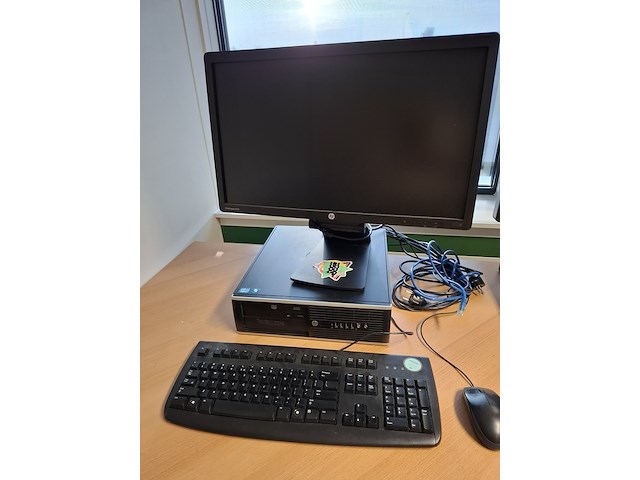 4x computer met beeldscherm en toetsenbord hp, hp pro 6300 sff i5 en hp 6300 sff, bouwjaar 2013 en 2016 - afbeelding 6 van  13