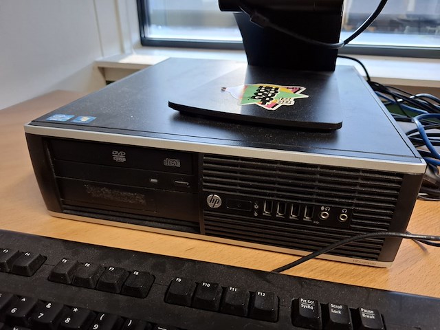 4x computer met beeldscherm en toetsenbord hp, hp pro 6300 sff i5 en hp 6300 sff, bouwjaar 2013 en 2016 - afbeelding 7 van  13