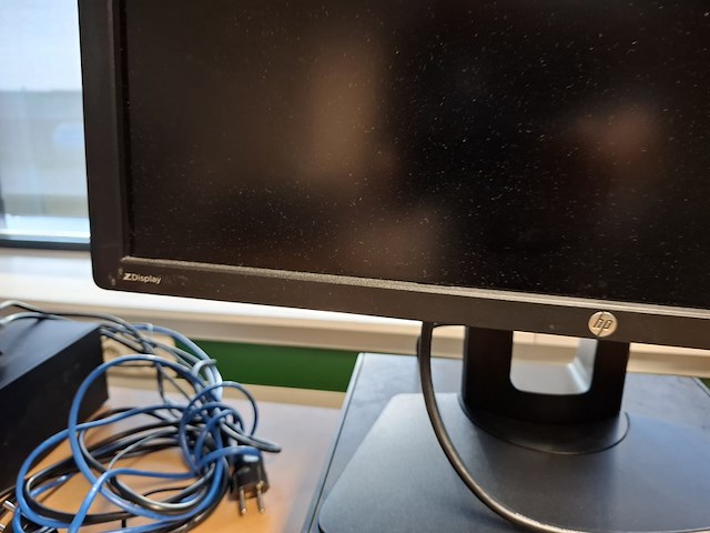 4x computer met beeldscherm en toetsenbord hp, hp pro 6300 sff i5 en hp 6300 sff, bouwjaar 2013 en 2016 - afbeelding 12 van  13