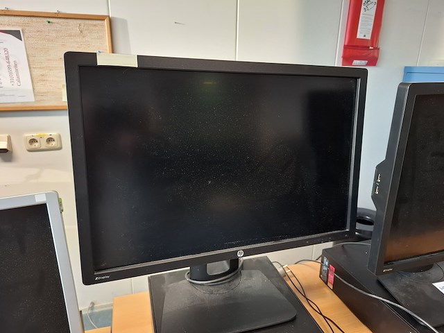 4x computer met beeldscherm en toetsenbord hp, hp pro 6300 sff i5, hp elitedesk 800 g1 sff i5 en , bouwjaar 2013 en 2016 - afbeelding 6 van  17