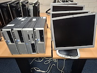 4x computer met beeldscherm, hp, hp dc7700 sff en hp d530 sff, 2010 en 2008 - afbeelding 1 van  7