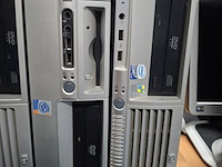 4x computer met beeldscherm, hp, hp dc7700 sff en hp d530 sff, 2010 en 2008 - afbeelding 4 van  7