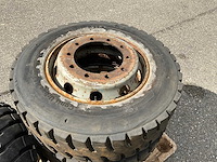 4x continental 275/70 r22.5 urban-traffic m+s band met velg - afbeelding 7 van  7