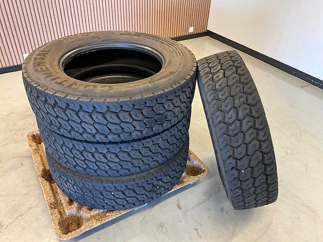 4x continental 275/70r22.5 vrachtwagenband - afbeelding 6 van  6