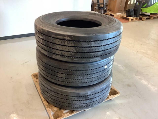 4x continental 385/65r22.5 m+s retread vrachtwagenband - afbeelding 4 van  8