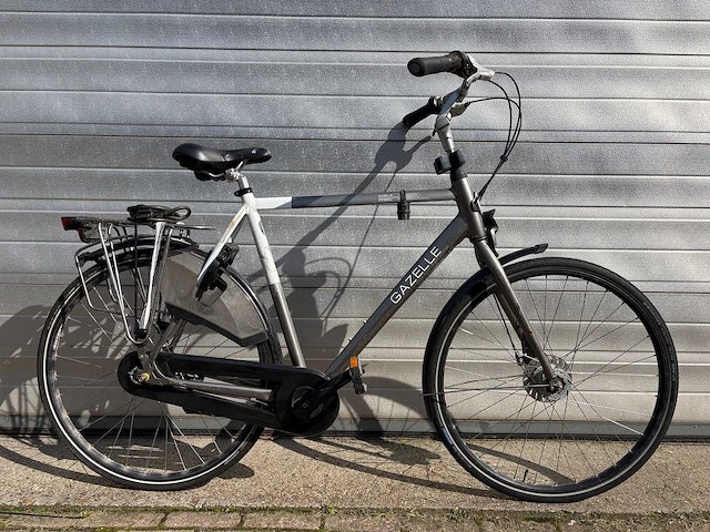 4x damesfiets en herenfiets oa: popal, batavus, gazelle, koga - afbeelding 6 van  9