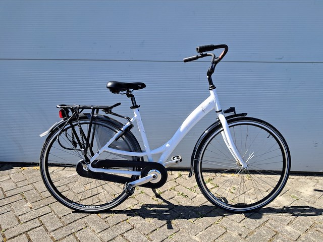 4x damesfiets, wit - afbeelding 2 van  9
