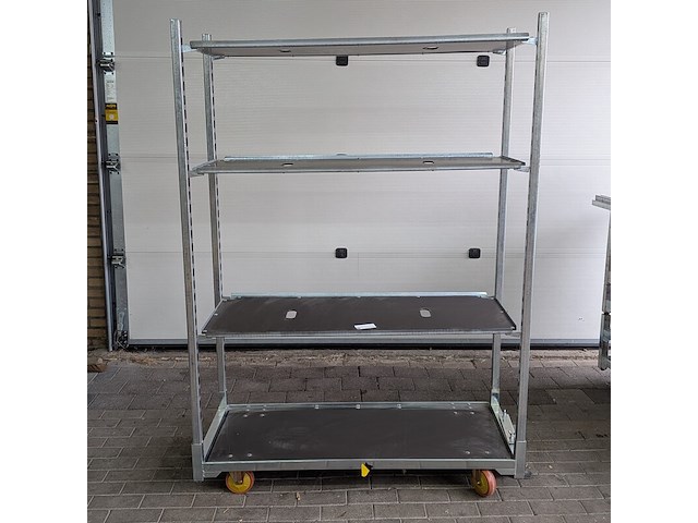 4x deense kar - afbeelding 1 van  8