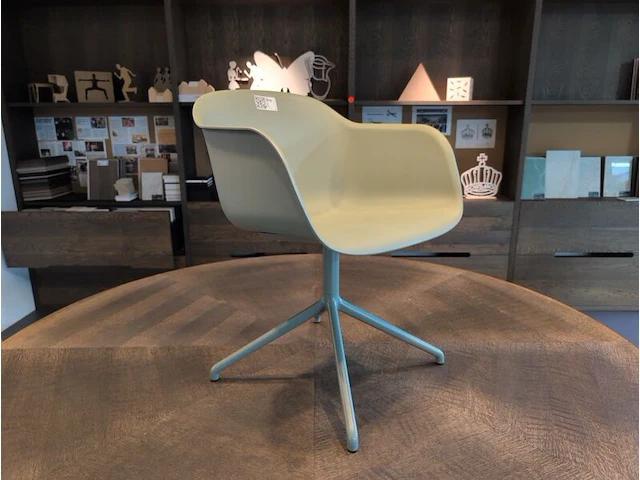 4x design draaistoel muuto - afbeelding 3 van  7