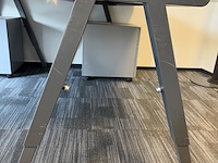 4x design tafels piet boon, licht hout - afbeelding 3 van  3