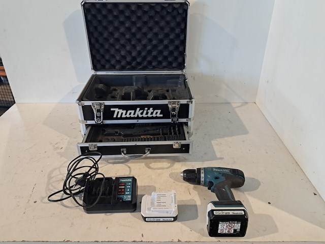 4x divers elektrisch handgereedschap, o.a. makita & milwaukee - afbeelding 12 van  22