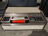 4x diverse audio-apparatuur, o.a sony , roland en qsc - afbeelding 7 van  14