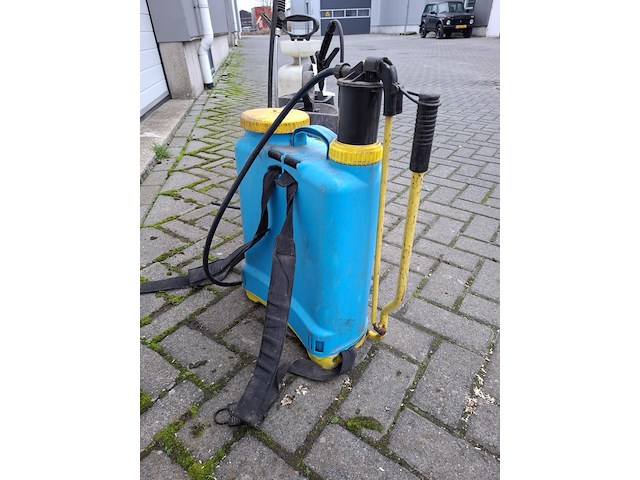 4x diverse drukspuiten - afbeelding 3 van  7