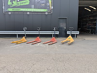 4x diverse handpompwagen - afbeelding 1 van  19