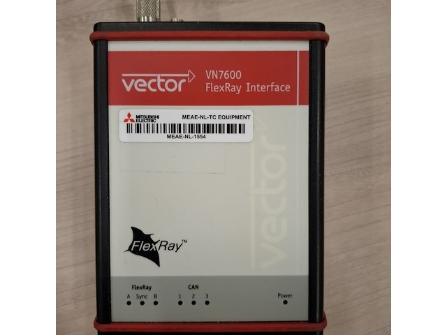 4x diverse interface t.b.v. automotive netwerktechniek vector, vn2610, vn7600, vn2640, vn2600 - afbeelding 5 van  10