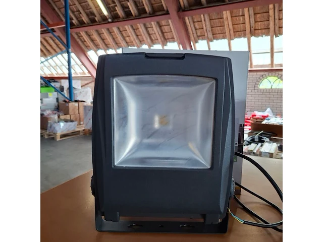 4x diverse led straler 3x brennenstuhl - afbeelding 5 van  7