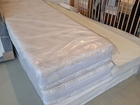 4x diverse matrassen - afbeelding 2 van  9